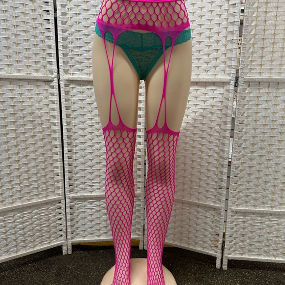 Pink Garter - Picture 2 of 5